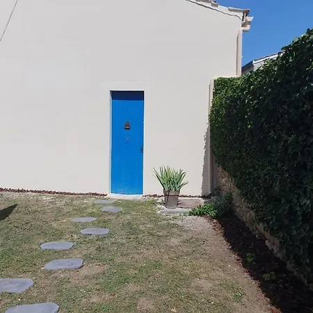 Holiday home La Maison De Jeanne *