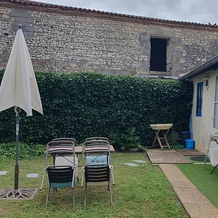 La Maison De Jeanne Lesparre-Médoc