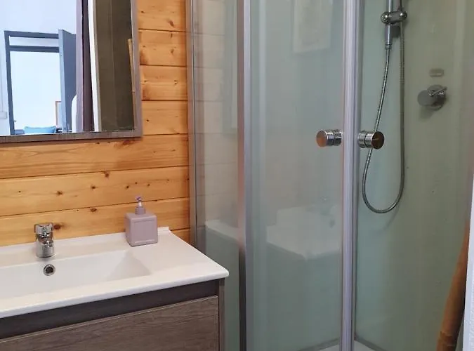 בית נופש La Maison De Jeanne Lesparre-Médoc