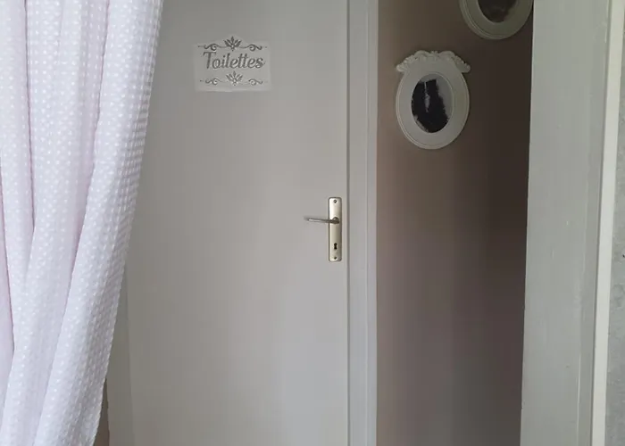 בית נופש La Maison De Jeanne Lesparre-Médoc