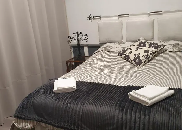 La Maison De Jeanne Lesparre-Médoc